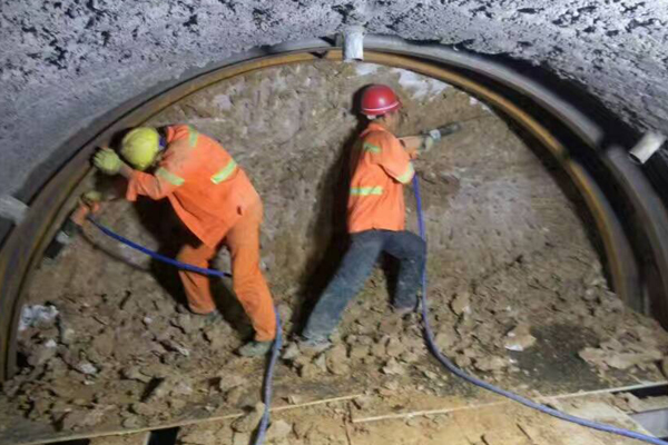 隧道施工 - 衡水中引工程材料有限公司
